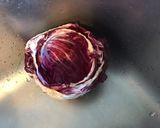 Une image de l'étape 2 de Trévise farcie aux anchois,parmesan et câpres italiennes et sa couronne d oignons de roscoff.