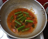 முருங்கைக்காய் பொரிச்ச குழம்பு ரெசிபி ஸ்டேப் 4 புகைப்படம்