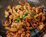 รูปขั้นตอนการทำที่ 8 ของ น้ำพริกหนังไก่ทอด