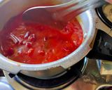 A picture of step 3 of Beetroot khichdi.