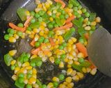 A picture of step 5 of White Rich Creamy Pasta.