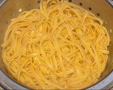 Foto del paso 7 de la receta: Fettuccine Alfredo con pollo y bacon