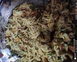 A picture of step 6 of Noodle spring roll.