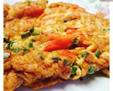 รูปขั้นตอนการทำที่ 5 ของ 🥚🦀ไข่เจียวปูอัด - Crab Stick Omelette