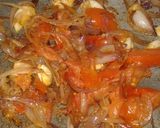 A picture of step 2 of Kadhai Paneer.