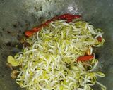 Foto langkah ke 3 dari resep Tumis toge ikan asin jambal.