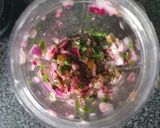 A picture of step 1 of Quick tomato salsa.