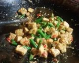 Foto langkah ke 3 dari resep Tumis Tahu Kacang Sederhana.