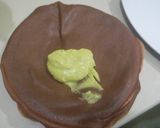 Foto langkah ke 3 dari resep Coklat Crepes & Alpukat Cream.