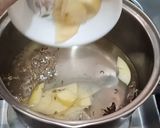 A picture of step 2 of Apple Fennel Tea.