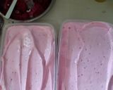 Foto langkah ke 6 dari resep Dragon fruit ice cream.
