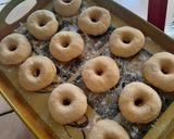 Foto langkah ke 4 dari resep Donat Maizena 3 Toping.