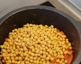 Foto del paso 7 de la receta: Garbanzos con tomate y repollo