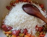 Pas rețetă Orez în stil spaniol cu curry și cârnați 2 fotografie