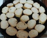 Foto del paso 1 de la receta: Pizzetas de pan rápidas