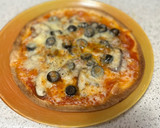 Foto del paso 4 de la receta: Pizza con champiñones