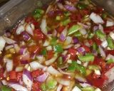 Foto del paso 1 de la receta: Pizzetitas con salsa criolla
