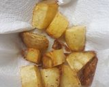 Foto del paso 3 de la receta: Papas rústicas para acompañar