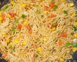 A picture of step 2 of Maggi masala corn pulao.