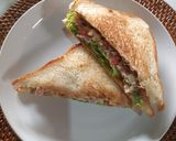 Foto langkah ke 6 dari resep 669. Tuna Salad Sandwich.