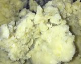 A picture of step 2 of Fish potato drumstick.