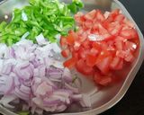 A picture of step 2 of Schezwan paneer bhurji chilla.