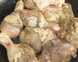 Foto del paso 2 de la receta: Pollo a la cerveza (Pata y muslo) una delicia