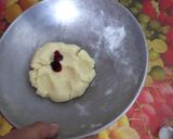 A picture of step 4 of Rose sweet.