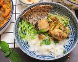 Hình bước làm 2 của món Mì Quảng ếch đơn giản