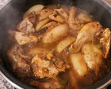 Foto del paso 17 de la receta: Pollo en salsa con patatas guisadas