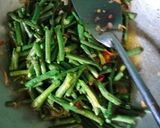 Foto langkah ke 5 dari resep Tumis kacang panjang tempe gembus.