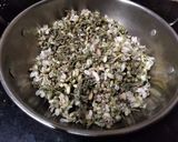 A picture of step 1 of Dramstick flowers ke pakode.