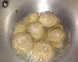 A picture of step 2 of Kuttu ke pakore.