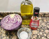 Foto del paso 1 de la receta: Lombarda salteada, con crema balsámica de frambuesa y ciruelas pasas