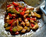 Foto langkah ke 5 dari resep Tumis Ayam Paprika.