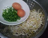 A picture of step 1 of Crispy Fried Mussels (Hoy Tod).