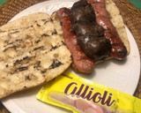 Foto del paso 2 de la receta: Bocadillo de Blanc i negre (morcilla y longanizas)