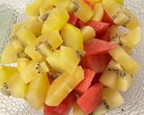 Foto langkah ke 1 dari resep Hwachae (Es Buah Korea).