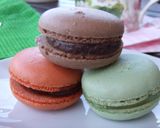 A picture of step 5 of Flavored Macarons.