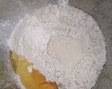 Foto langkah ke 2 dari resep Bolkus mekar savory (abon oregano).