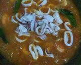 A picture of step 3 of Padang-Style Shrimp and Squid.