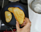Foto del paso 3 de la receta: Tosta de aguacate y huevo poché