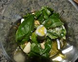 Foto del paso 1 de la receta Tallarines de calabacín al pesto