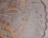A picture of step 2 of Mango Falooda Drink.