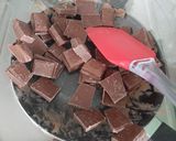 Une image de l'étape 2 de Chocolats au gianduja croustillant.