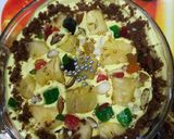 A picture of step 3 of Biscuit pineapple delight.