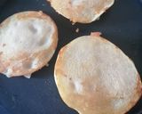 A picture of step 6 of Semolina uttapam.