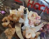 Foto langkah ke 2 dari resep Dimsum Ayam Udang Rumahan.