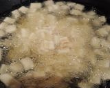 थ्री शेप नमकपारे (काजू शेप, मिनी नमकपारे, लम्बे नमकपारे)(three shape namakpare recipe in hindi) रेसिपी चरण 6 फोटो