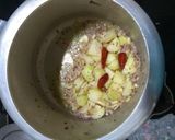 A picture of step 2 of Masala Bhaji Pulao.